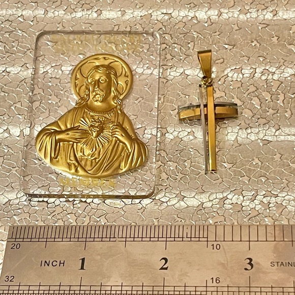 Catholic Religious Set Jesus Sacred Heart Plaque Two-Tone Cross Pendant - Picture 1 of 8